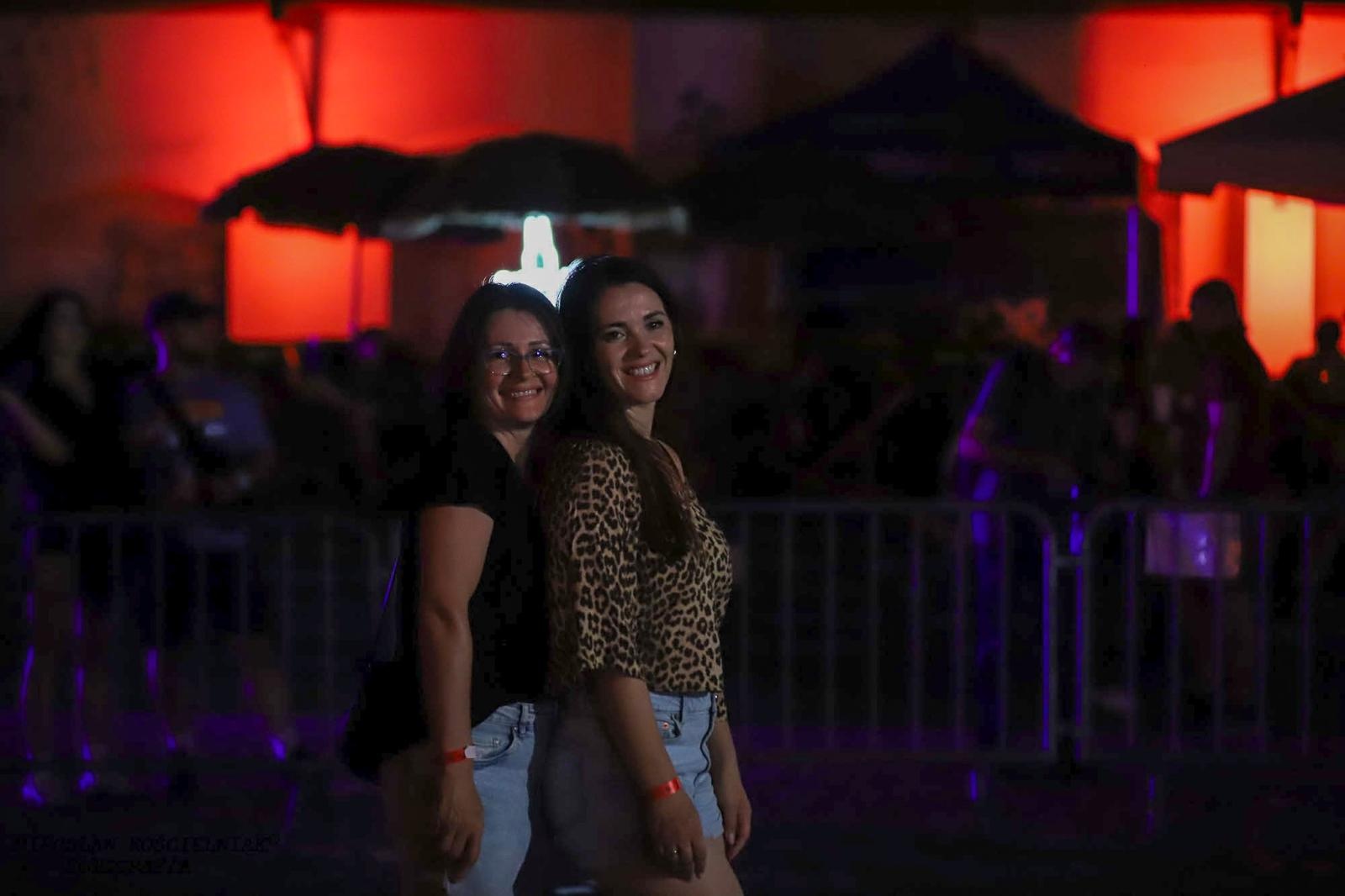 Zdjęcie w galerii na portalu naszraciborz.pl: Full Moon 2024. Tak bawiono się na zamkowym dziedzińcu wiadomości z regionu