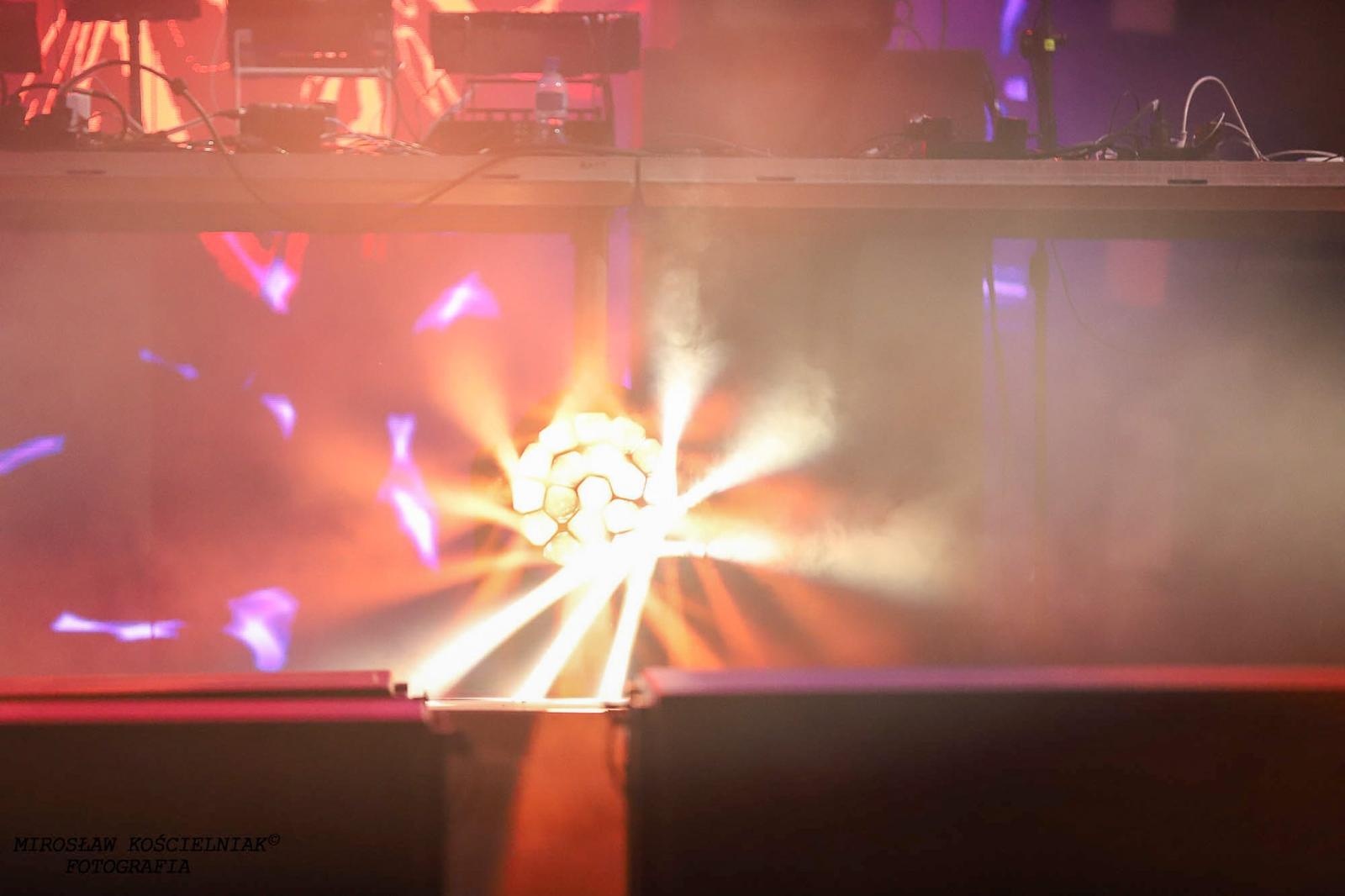 Zdjęcie w galerii na portalu naszraciborz.pl: Full Moon 2024. Tak bawiono się na zamkowym dziedzińcu wiadomości z regionu