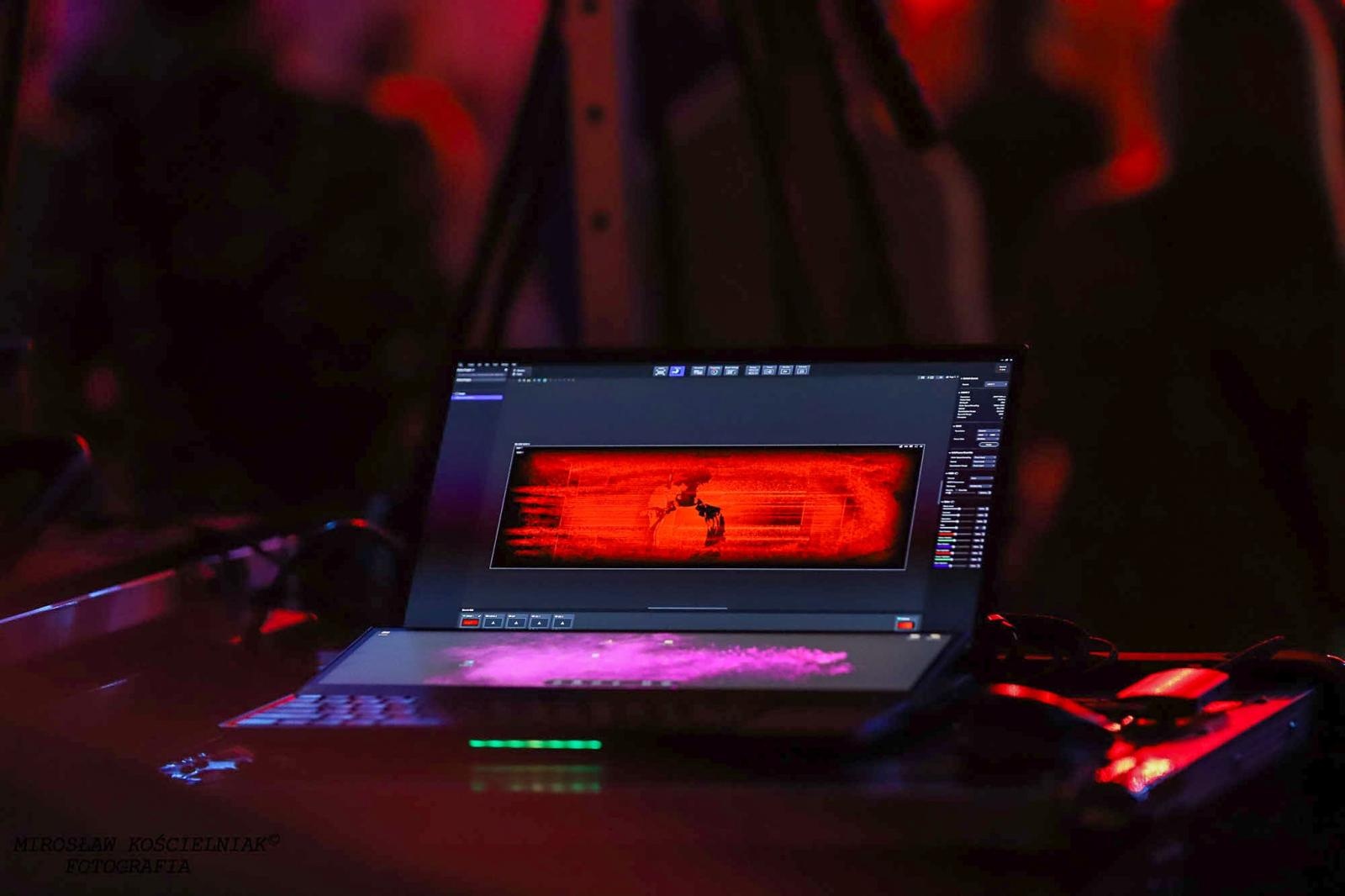 Zdjęcie w galerii na portalu naszraciborz.pl: Full Moon 2024. Tak bawiono się na zamkowym dziedzińcu wiadomości z regionu