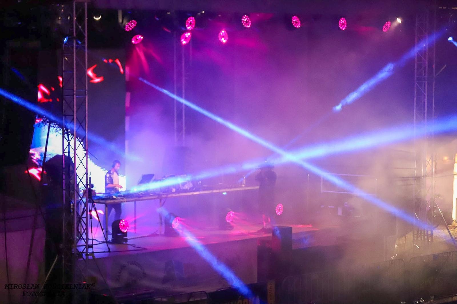 Zdjęcie w galerii na portalu naszraciborz.pl: Full Moon 2024. Tak bawiono się na zamkowym dziedzińcu wiadomości z regionu