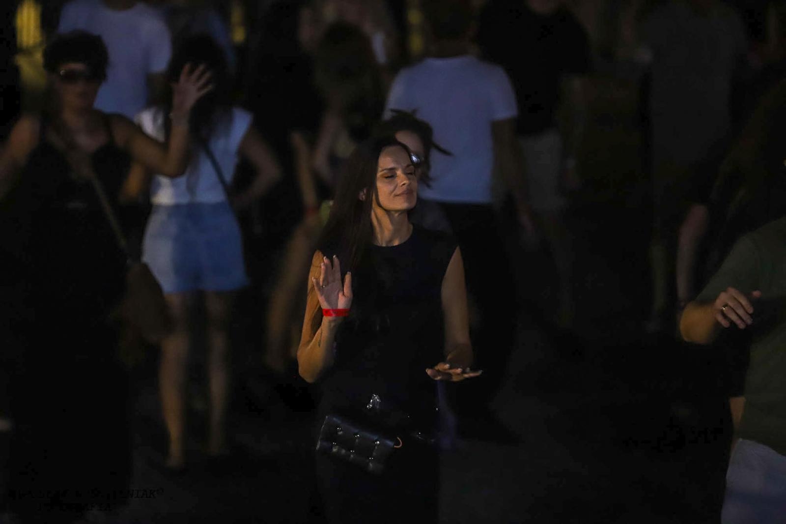 Zdjęcie w galerii na portalu naszraciborz.pl: Full Moon 2024. Tak bawiono się na zamkowym dziedzińcu wiadomości z regionu