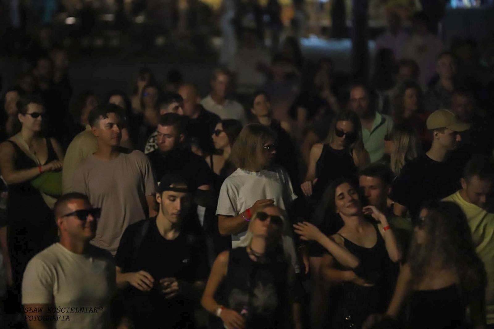 Zdjęcie w galerii na portalu naszraciborz.pl: Full Moon 2024. Tak bawiono się na zamkowym dziedzińcu wiadomości z regionu