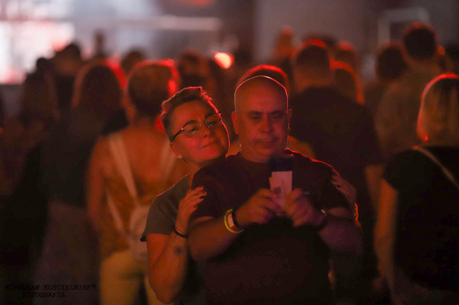 Zdjęcie w galerii na portalu naszraciborz.pl: Full Moon 2024. Tak bawiono się na zamkowym dziedzińcu wiadomości z regionu