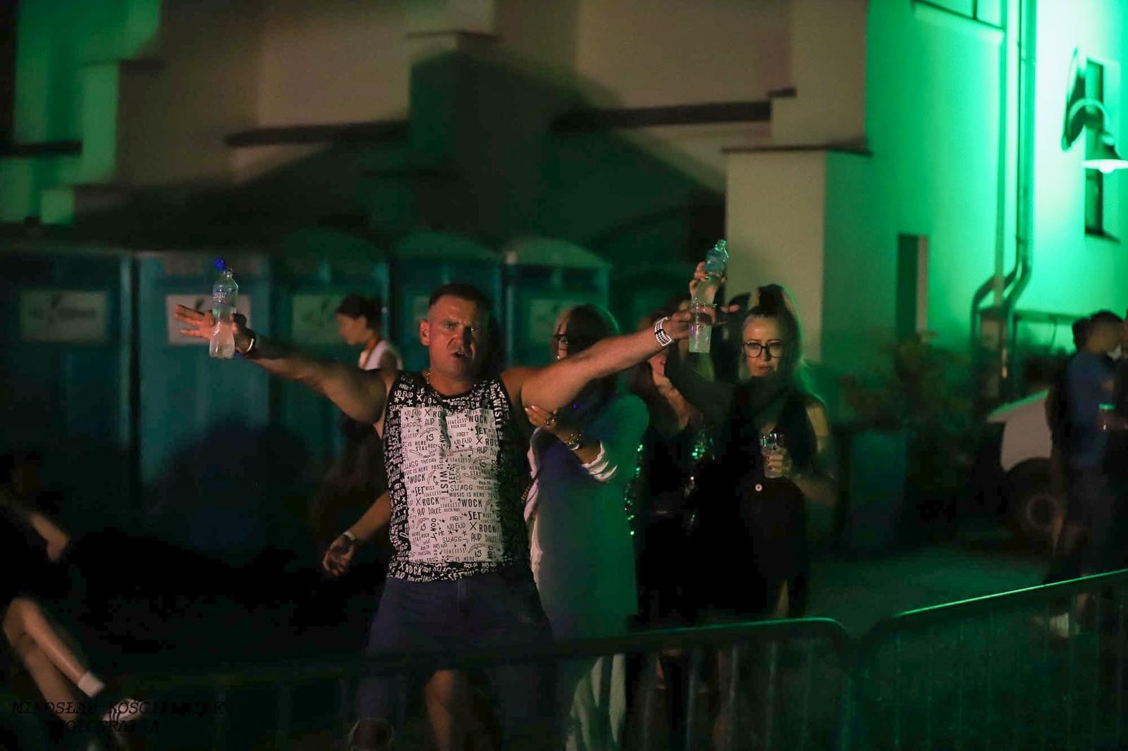 Zdjęcie w galerii na portalu naszraciborz.pl: Full Moon 2024. Tak bawiono się na zamkowym dziedzińcu wiadomości z regionu