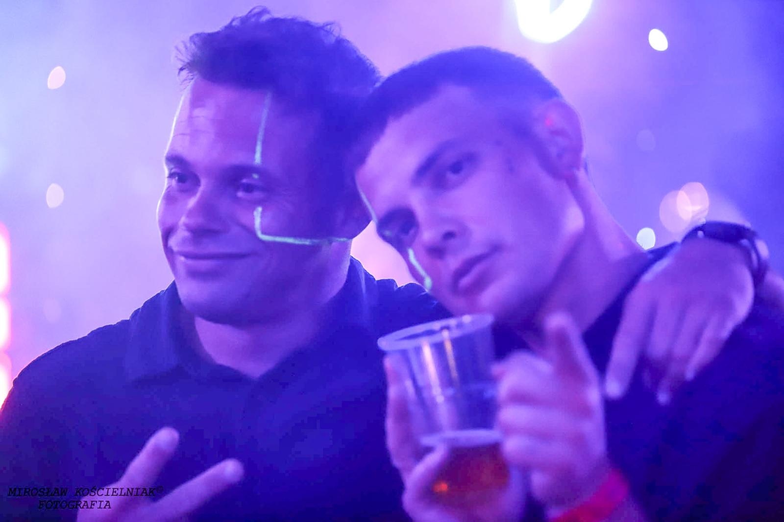 Zdjęcie w galerii na portalu naszraciborz.pl: Full Moon 2024. Tak bawiono się na zamkowym dziedzińcu wiadomości z regionu