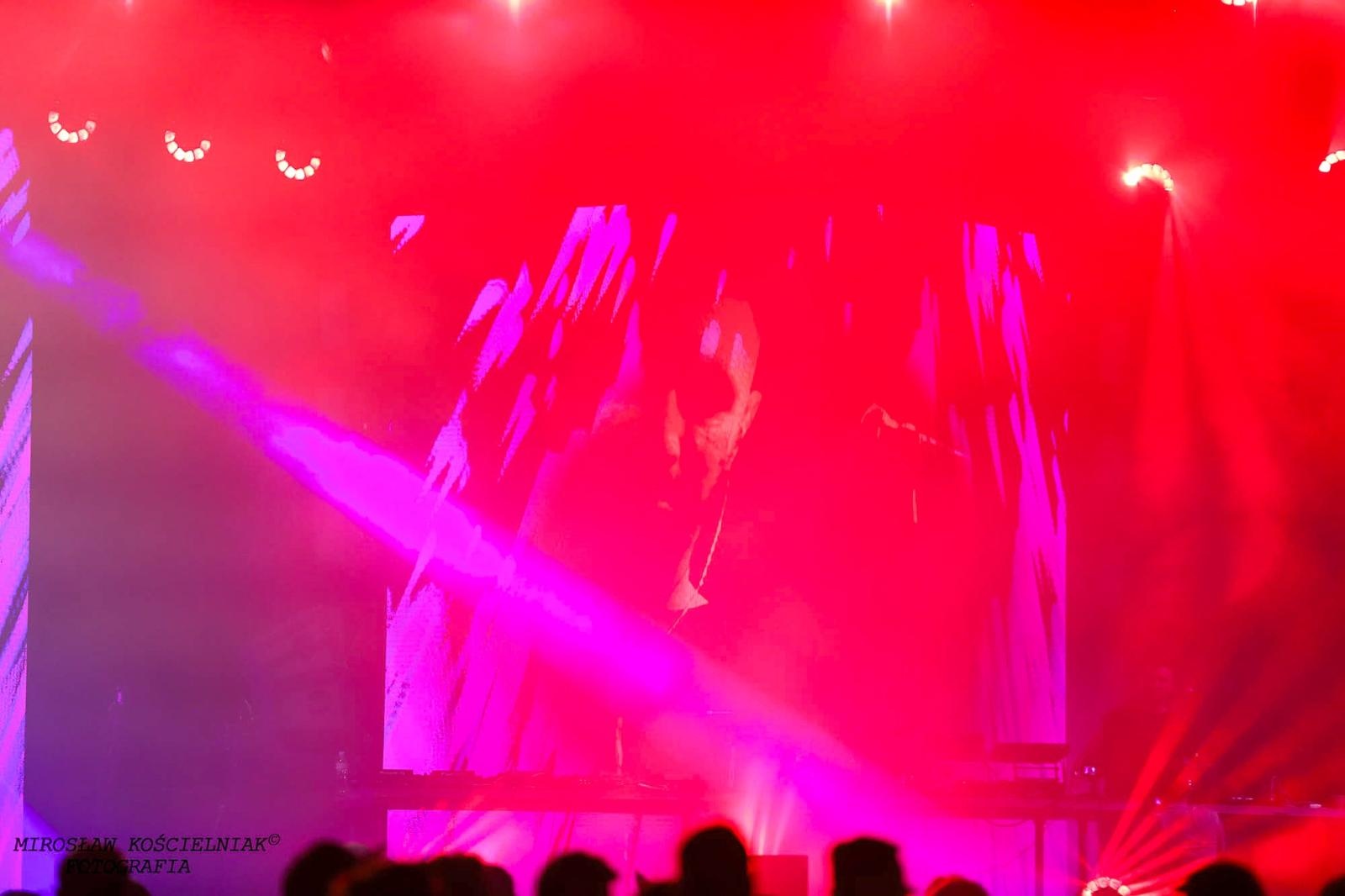 Zdjęcie w galerii na portalu naszraciborz.pl: Full Moon 2024. Tak bawiono się na zamkowym dziedzińcu wiadomości z regionu