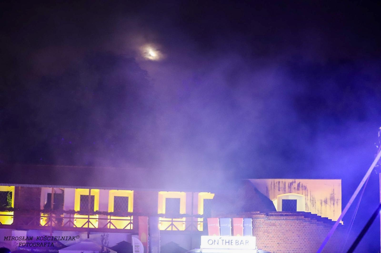 Zdjęcie w galerii na portalu naszraciborz.pl: Full Moon 2024. Tak bawiono się na zamkowym dziedzińcu wiadomości z regionu