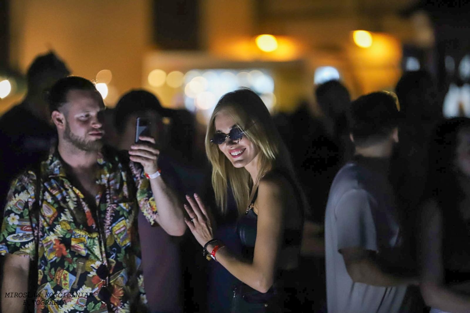 Zdjęcie w galerii na portalu naszraciborz.pl: Full Moon 2024. Tak bawiono się na zamkowym dziedzińcu wiadomości z regionu