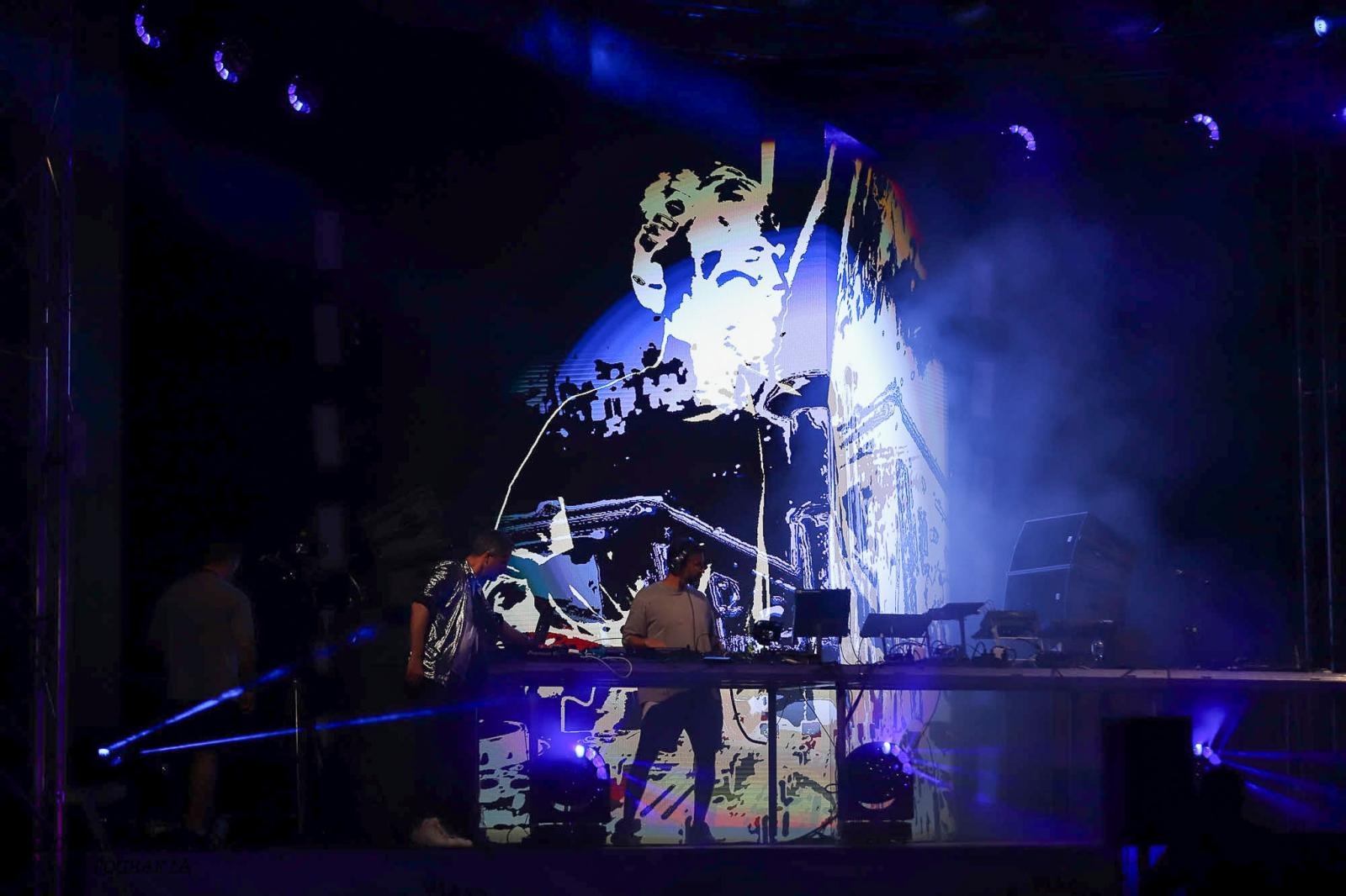 Zdjęcie w galerii na portalu naszraciborz.pl: Full Moon 2024. Tak bawiono się na zamkowym dziedzińcu wiadomości z regionu