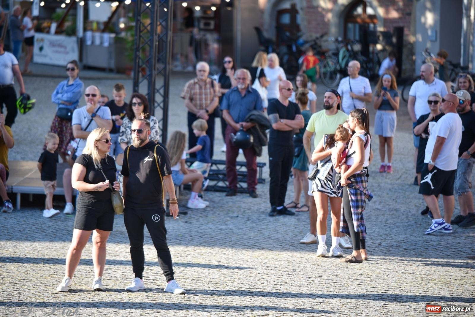 Zdjęcie w galerii na portalu naszraciborz.pl: Full Moon na Zamku Piastowskim w Raciborzu - dzień trzeci wiadomości z regionu