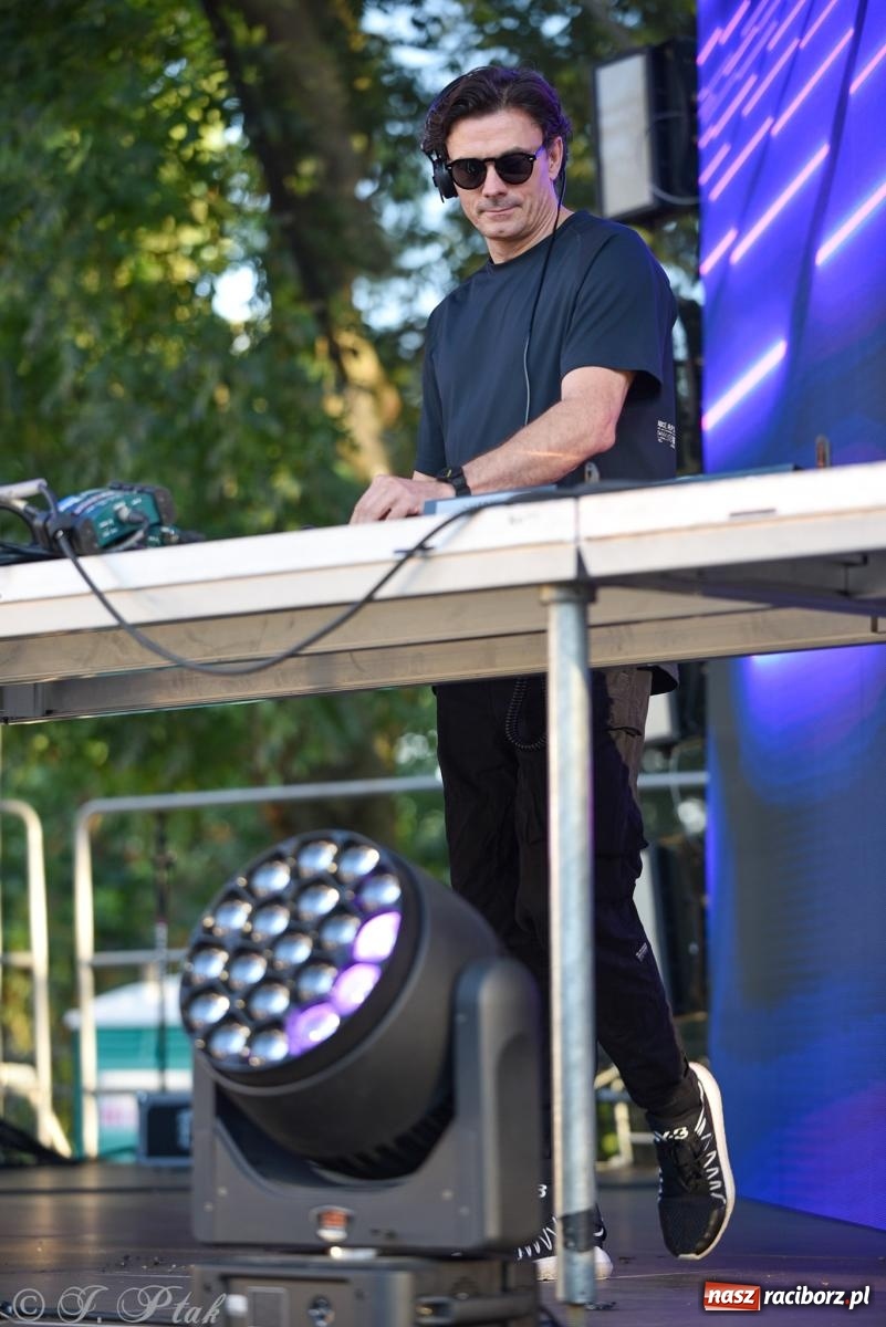 Zdjęcie w galerii na portalu naszraciborz.pl: Full Moon na Zamku Piastowskim w Raciborzu - dzień trzeci wiadomości z regionu