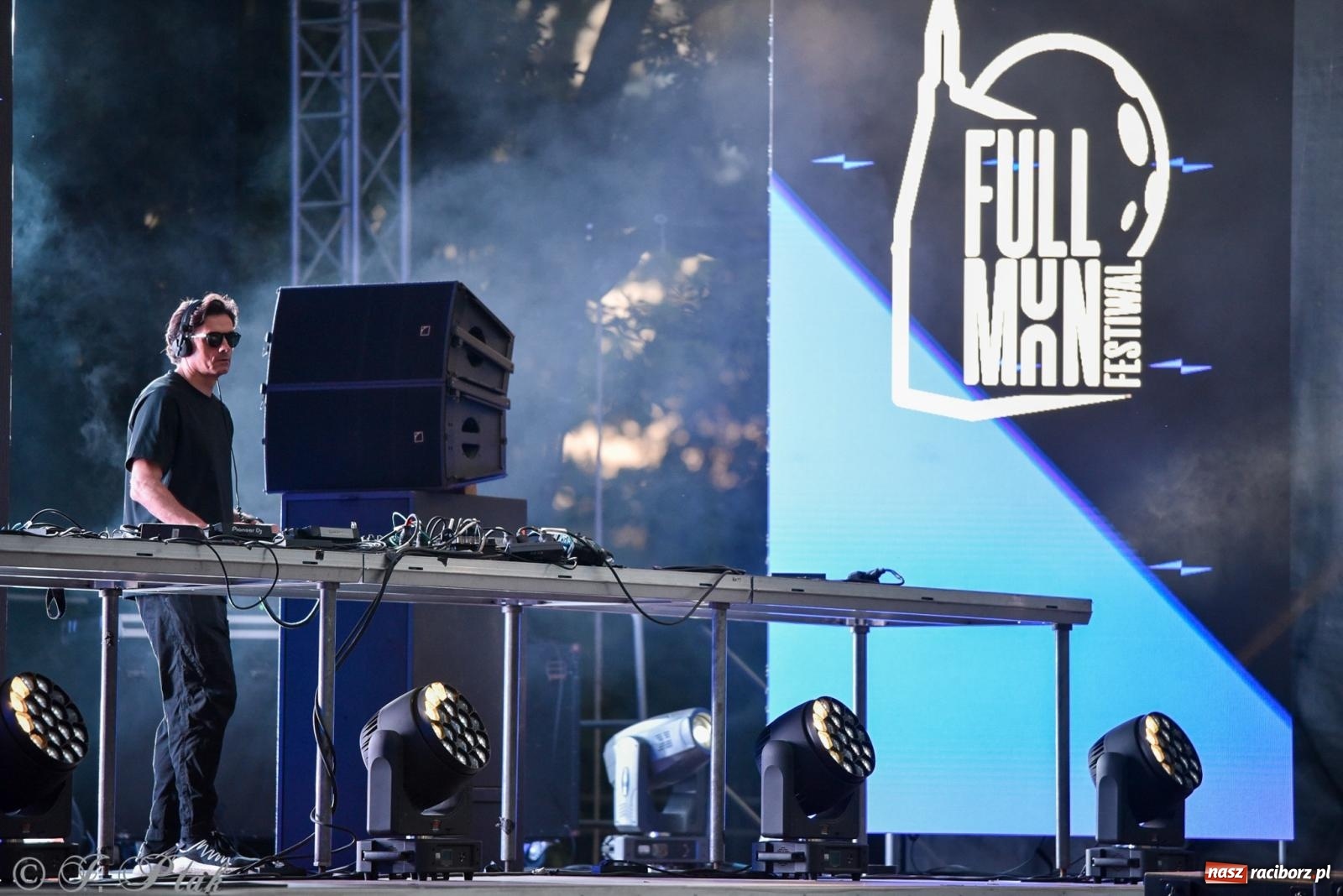 Zdjęcie w galerii na portalu naszraciborz.pl: Full Moon na Zamku Piastowskim w Raciborzu - dzień trzeci wiadomości z regionu