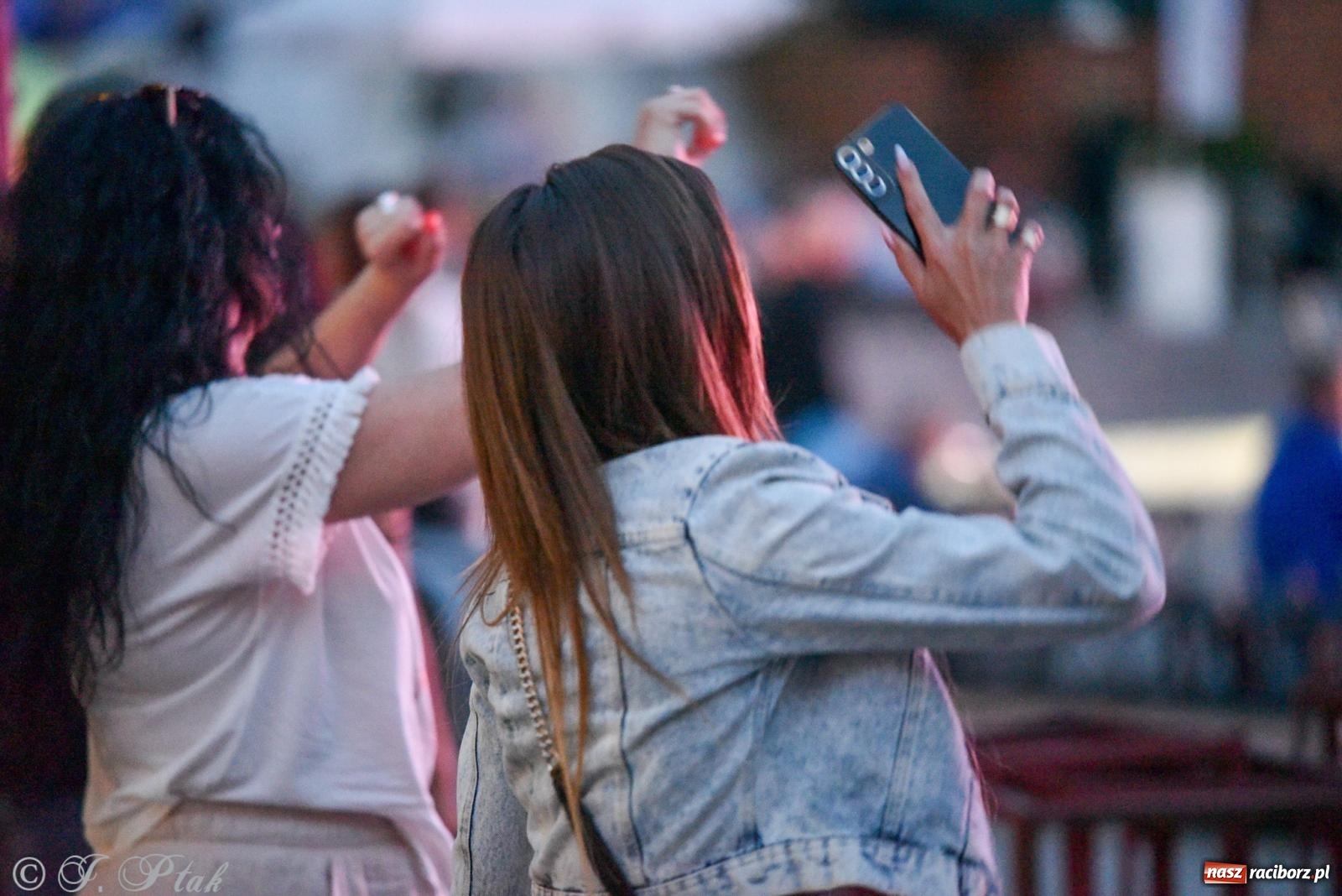 Zdjęcie w galerii na portalu naszraciborz.pl: Full Moon na Zamku Piastowskim w Raciborzu - dzień trzeci wiadomości z regionu