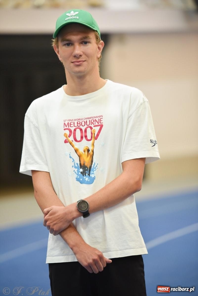 Zdjęcie w galerii na portalu naszraciborz.pl: W ZSOMS pożegnano raciborskich olimpijczyków. Mocno trzymamy kciuki! wiadomości z regionu