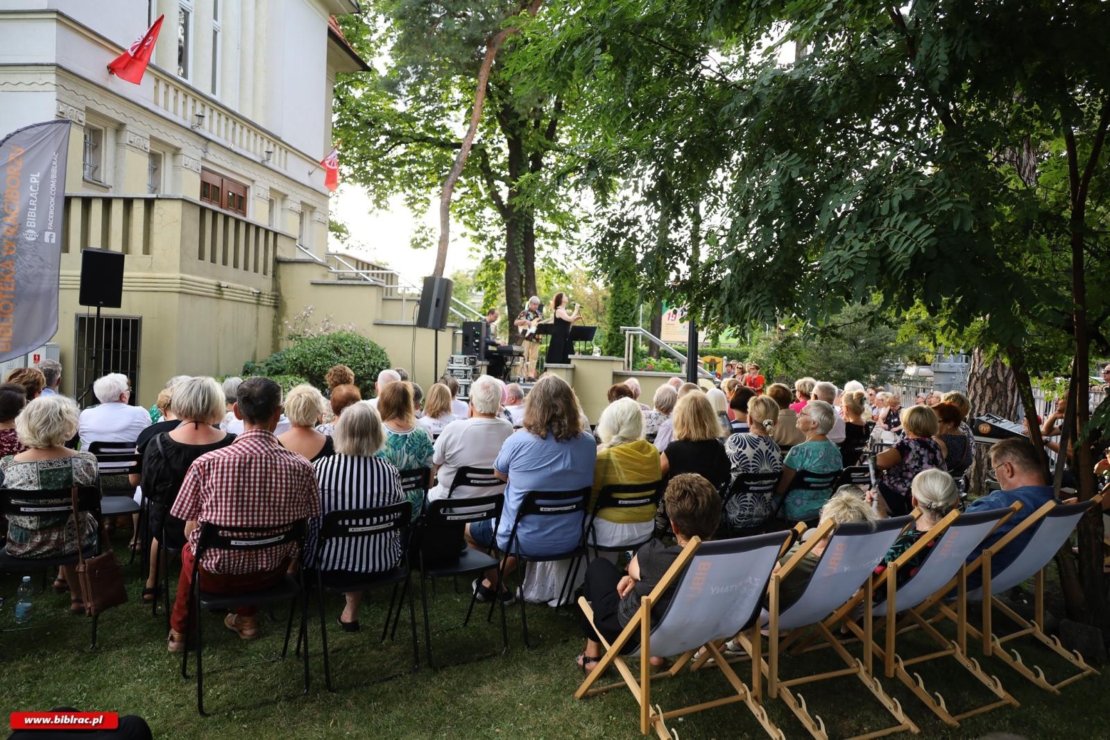 Zdjęcie w galerii na portalu naszraciborz.pl: Agnieszka Osiecka w raciborskiej Bibliotece! wiadomości z regionu