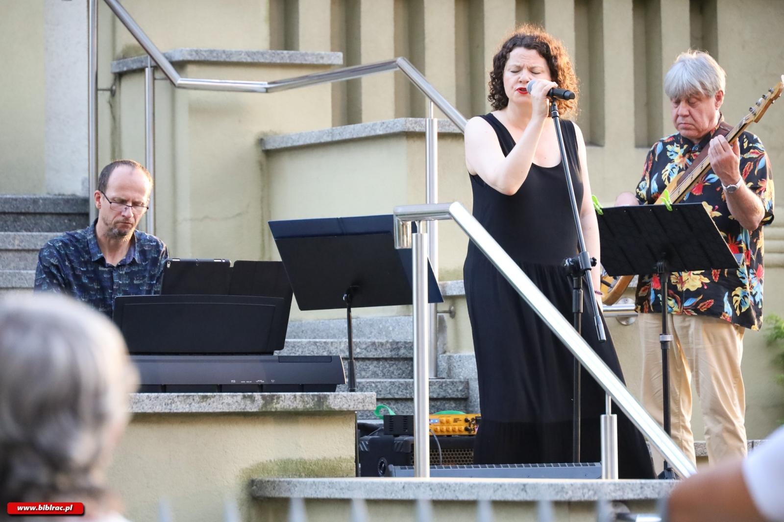 Zdjęcie w galerii na portalu naszraciborz.pl: Agnieszka Osiecka w raciborskiej Bibliotece! wiadomości z regionu