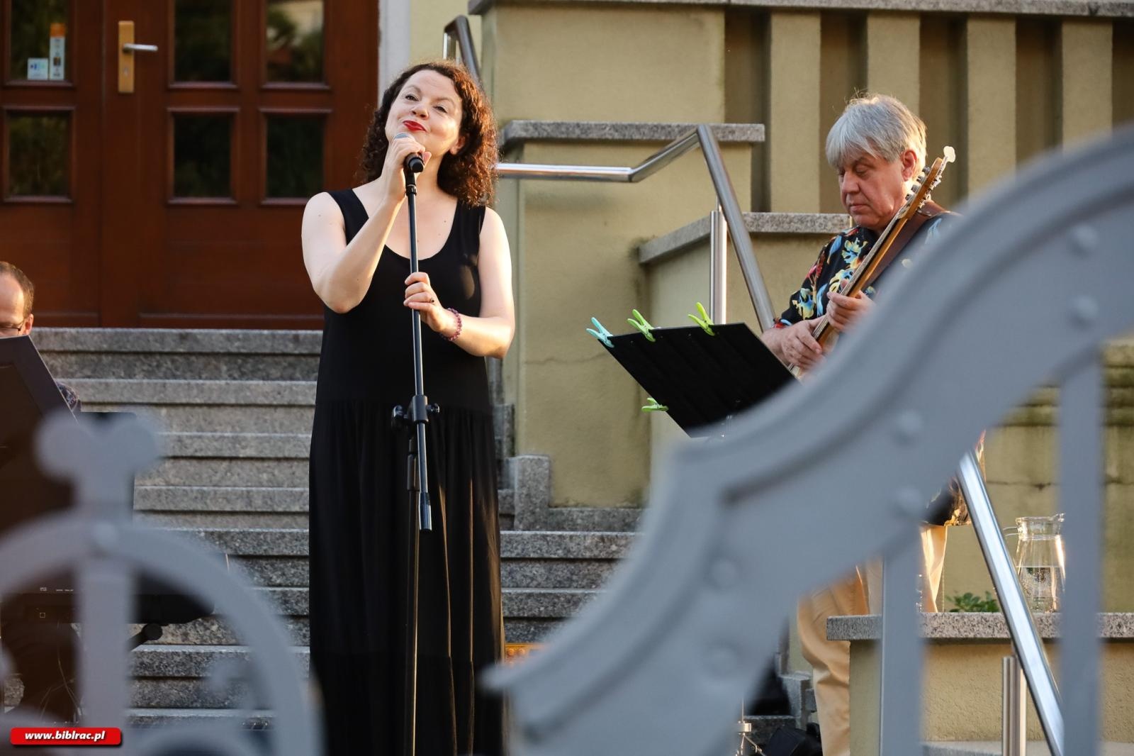 Zdjęcie w galerii na portalu naszraciborz.pl: Agnieszka Osiecka w raciborskiej Bibliotece! wiadomości z regionu