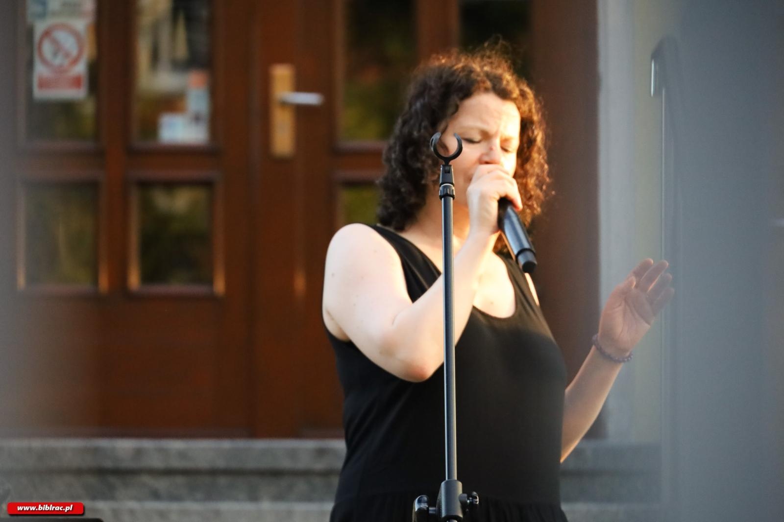 Zdjęcie w galerii na portalu naszraciborz.pl: Agnieszka Osiecka w raciborskiej Bibliotece! wiadomości z regionu