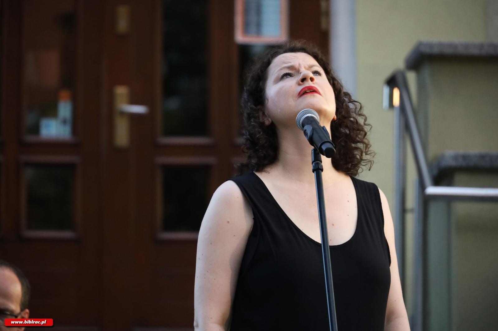 Zdjęcie w galerii na portalu naszraciborz.pl: Agnieszka Osiecka w raciborskiej Bibliotece! wiadomości z regionu