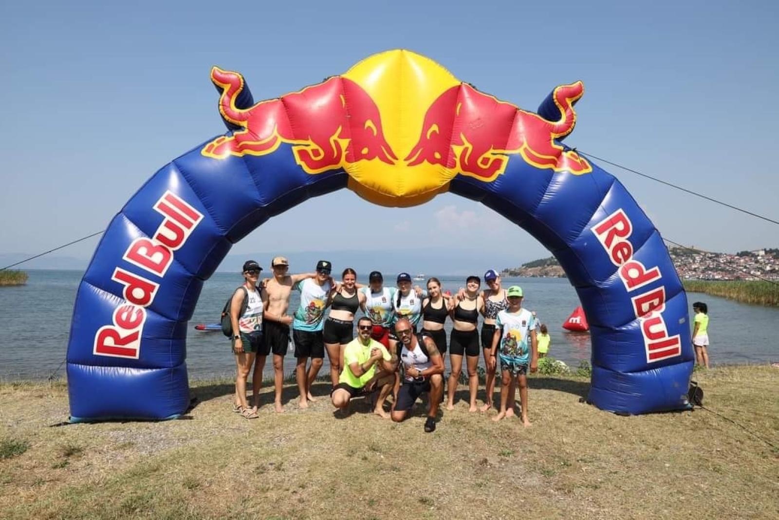 Zdjęcie w galerii na portalu naszraciborz.pl: Sukces raciborskiej ekipy na Lake Ohrid SUP Crossing w Macedonii Północnej wiadomości z regionu