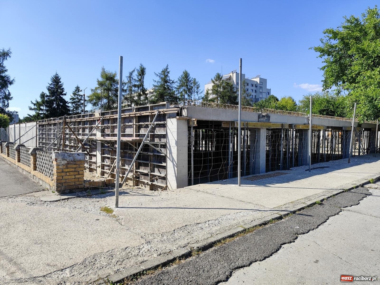 Zdjęcie w galerii na portalu naszraciborz.pl: Wyburzają i budują. Nowe inwestycje w Raciborzu [FOTO] wiadomości z regionu