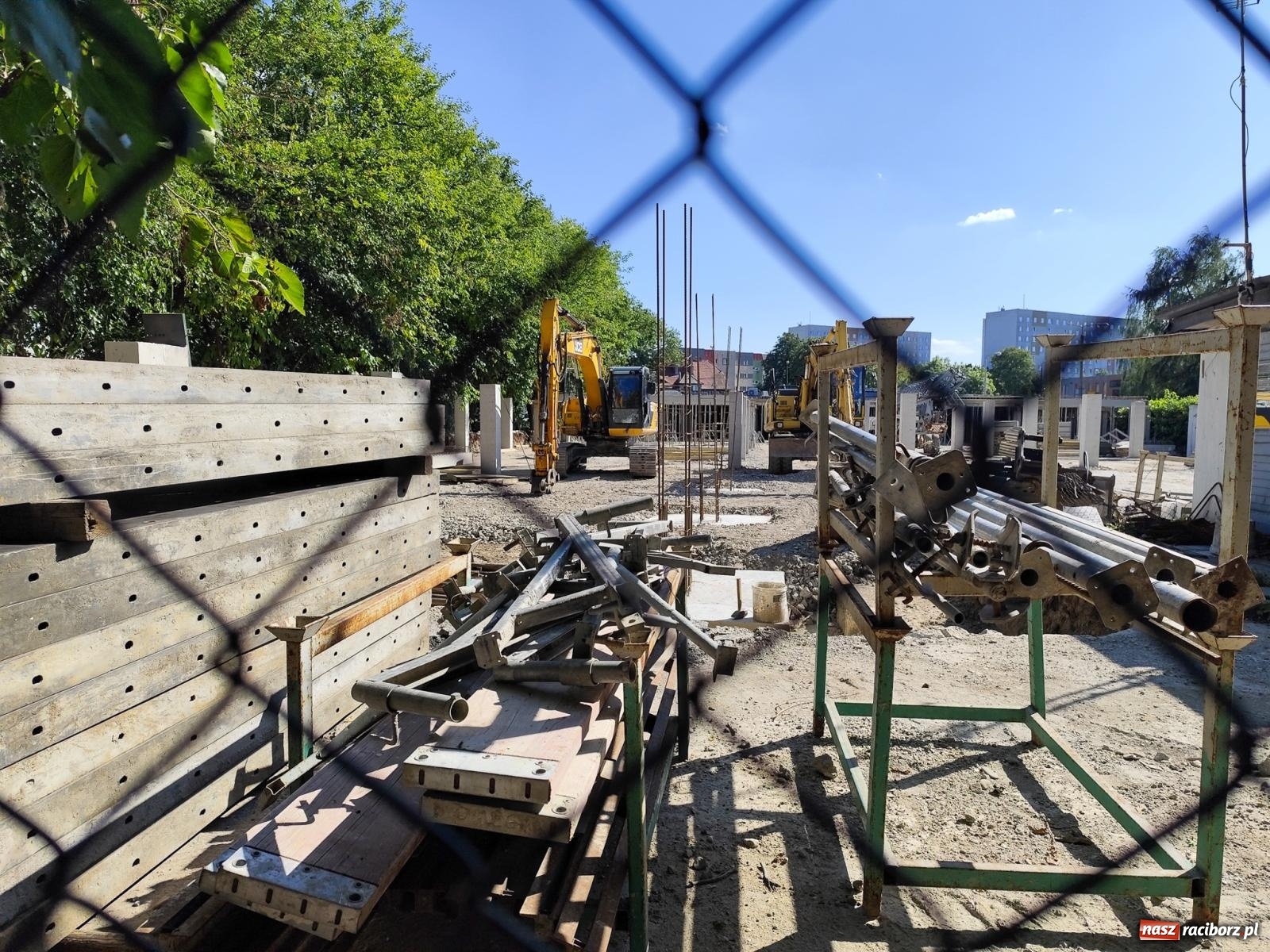 Zdjęcie w galerii na portalu naszraciborz.pl: Wyburzają i budują. Nowe inwestycje w Raciborzu [FOTO] wiadomości z regionu