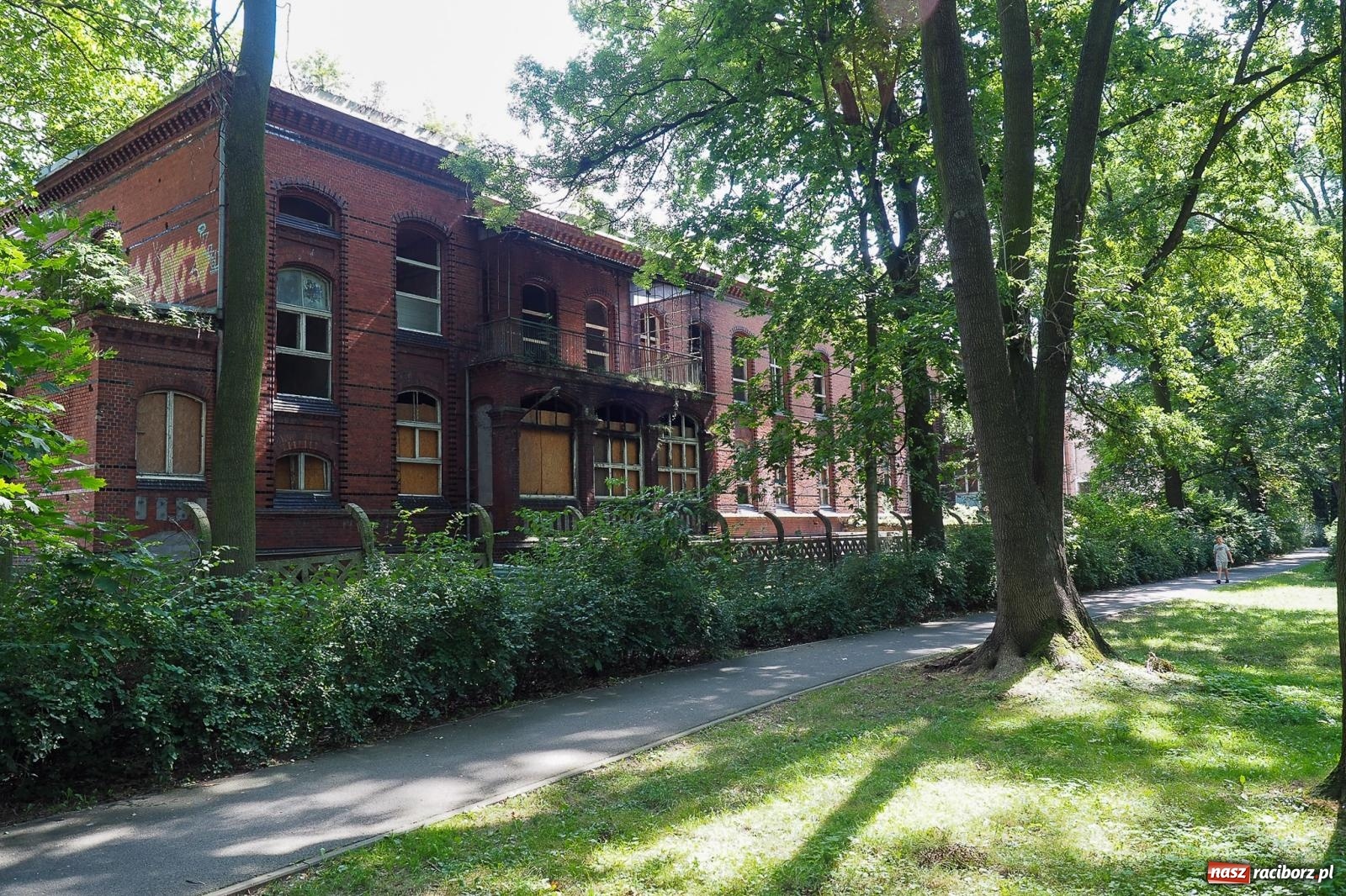 Zdjęcie w galerii na portalu naszraciborz.pl: Wyburzają i budują. Nowe inwestycje w Raciborzu [FOTO] wiadomości z regionu