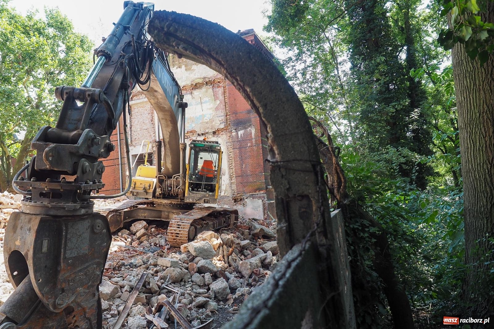 Zdjęcie w galerii na portalu naszraciborz.pl: Wyburzają i budują. Nowe inwestycje w Raciborzu [FOTO] wiadomości z regionu
