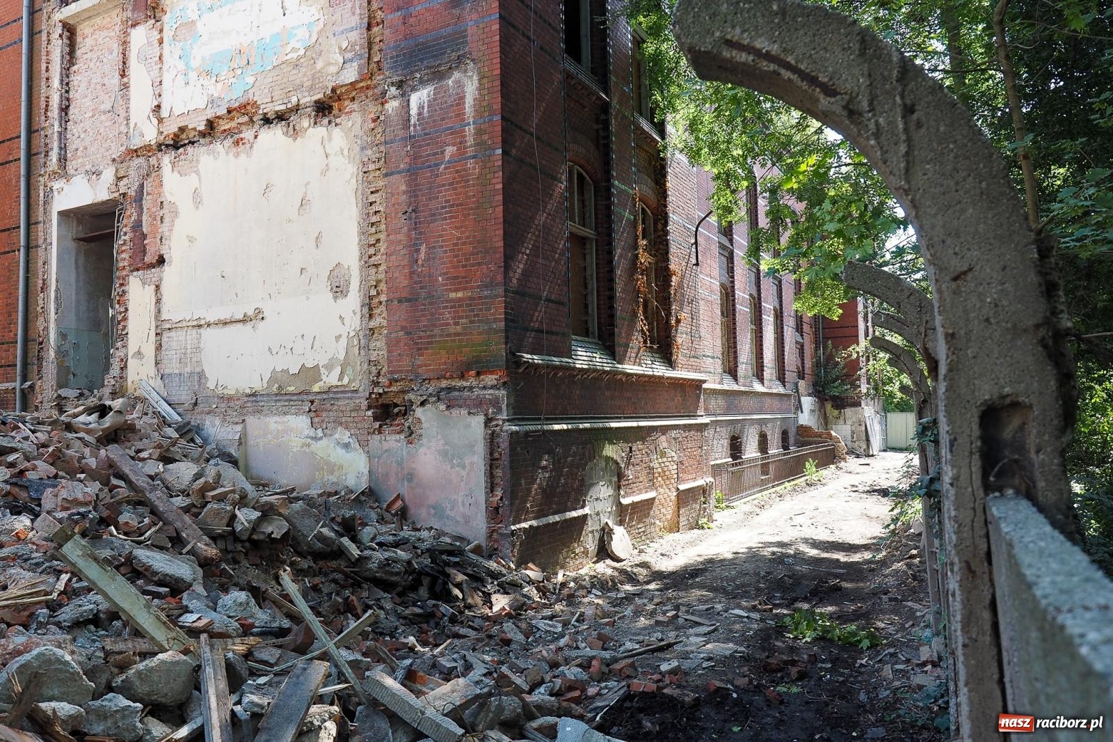 Zdjęcie w galerii na portalu naszraciborz.pl: Wyburzają i budują. Nowe inwestycje w Raciborzu [FOTO] wiadomości z regionu