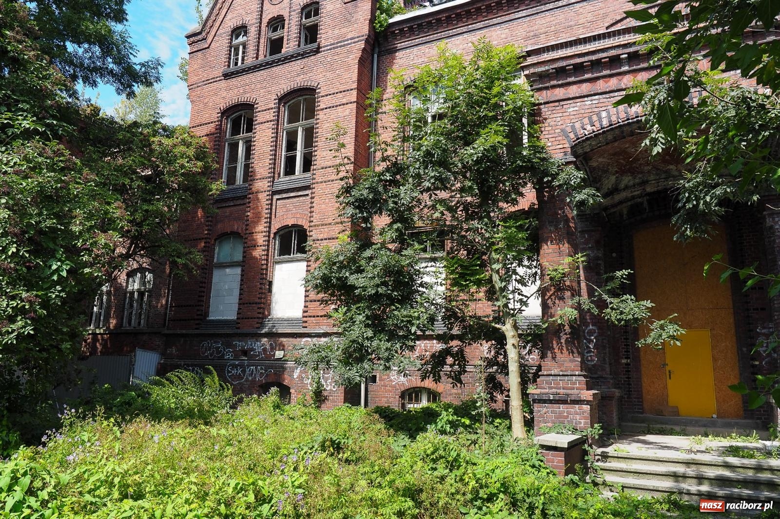 Zdjęcie w galerii na portalu naszraciborz.pl: Wyburzają i budują. Nowe inwestycje w Raciborzu [FOTO] wiadomości z regionu