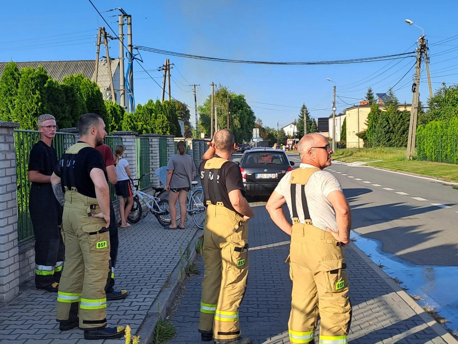 Zdjęcie w galerii na portalu naszraciborz.pl: Ogromny pożar przy Dworcowej w Krzyżanowicach [FOTO i WIDEO] wiadomości z regionu
