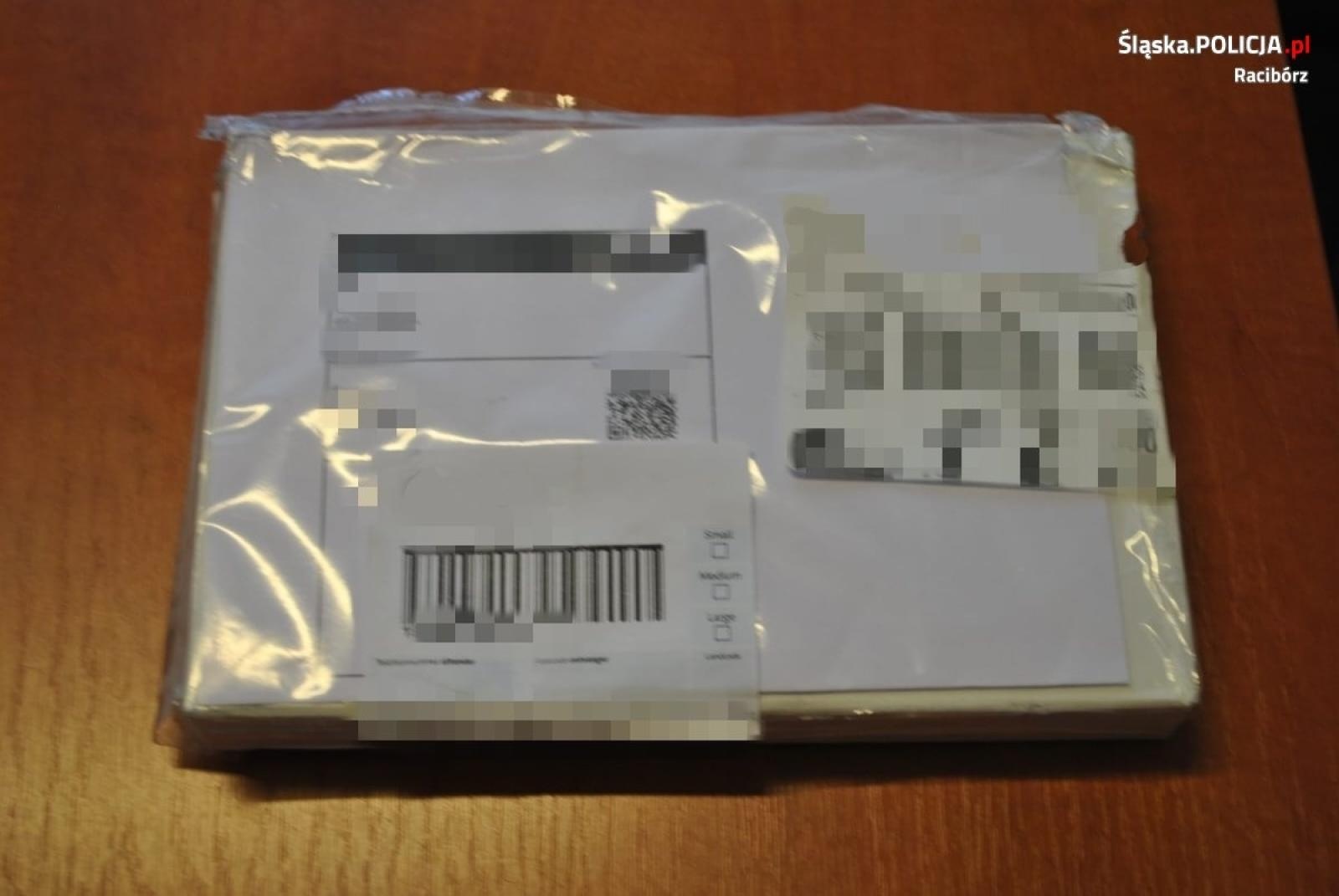 Zdjęcie w galerii na portalu naszraciborz.pl: Sukces raciborskiej policji. Tysiąc działek środków psychoaktywnych nie trafi na rynek wiadomości z regionu