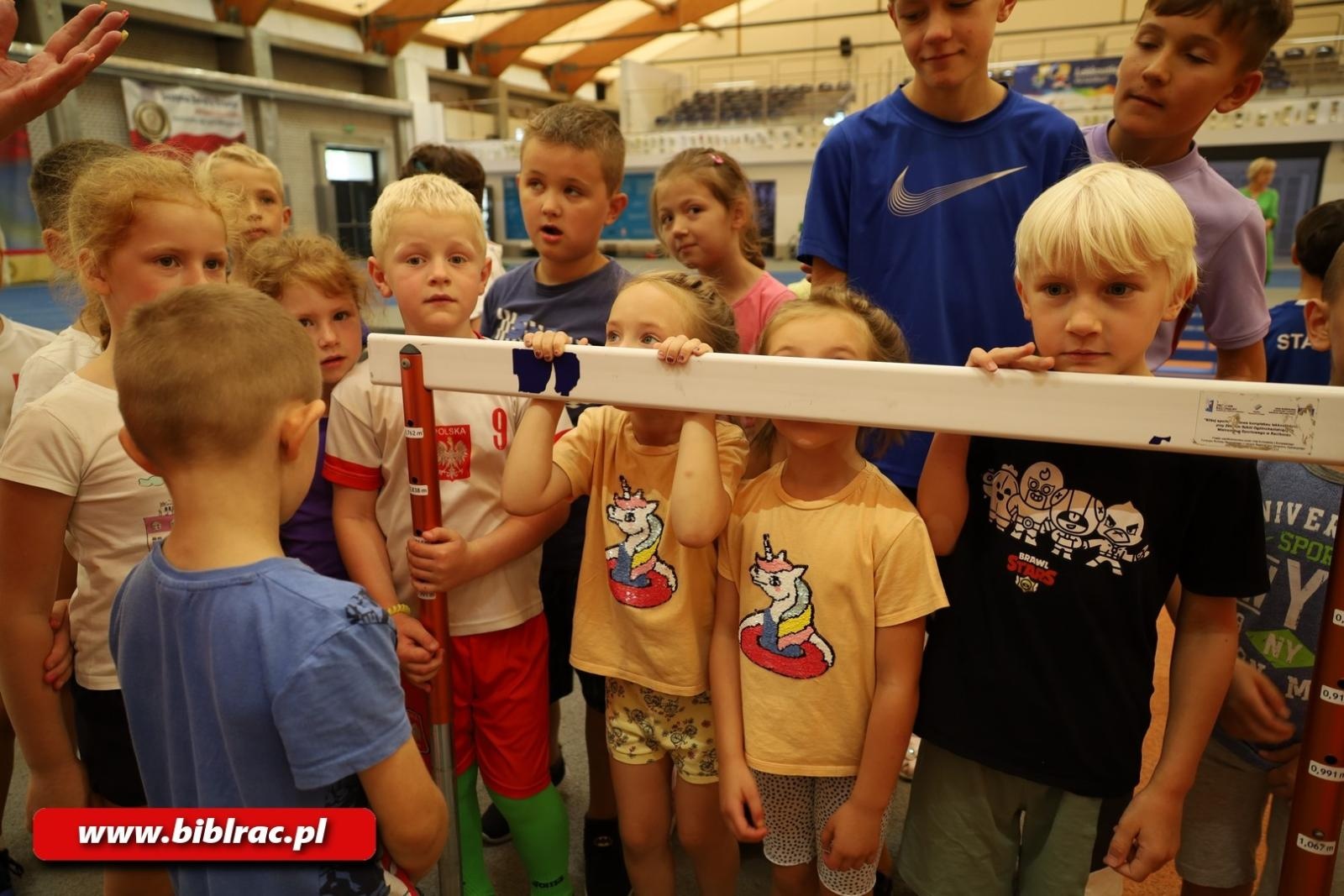 Zdjęcie w galerii na portalu naszraciborz.pl: 32 złote medale dla…raciborskiej biblioteki wiadomości z regionu