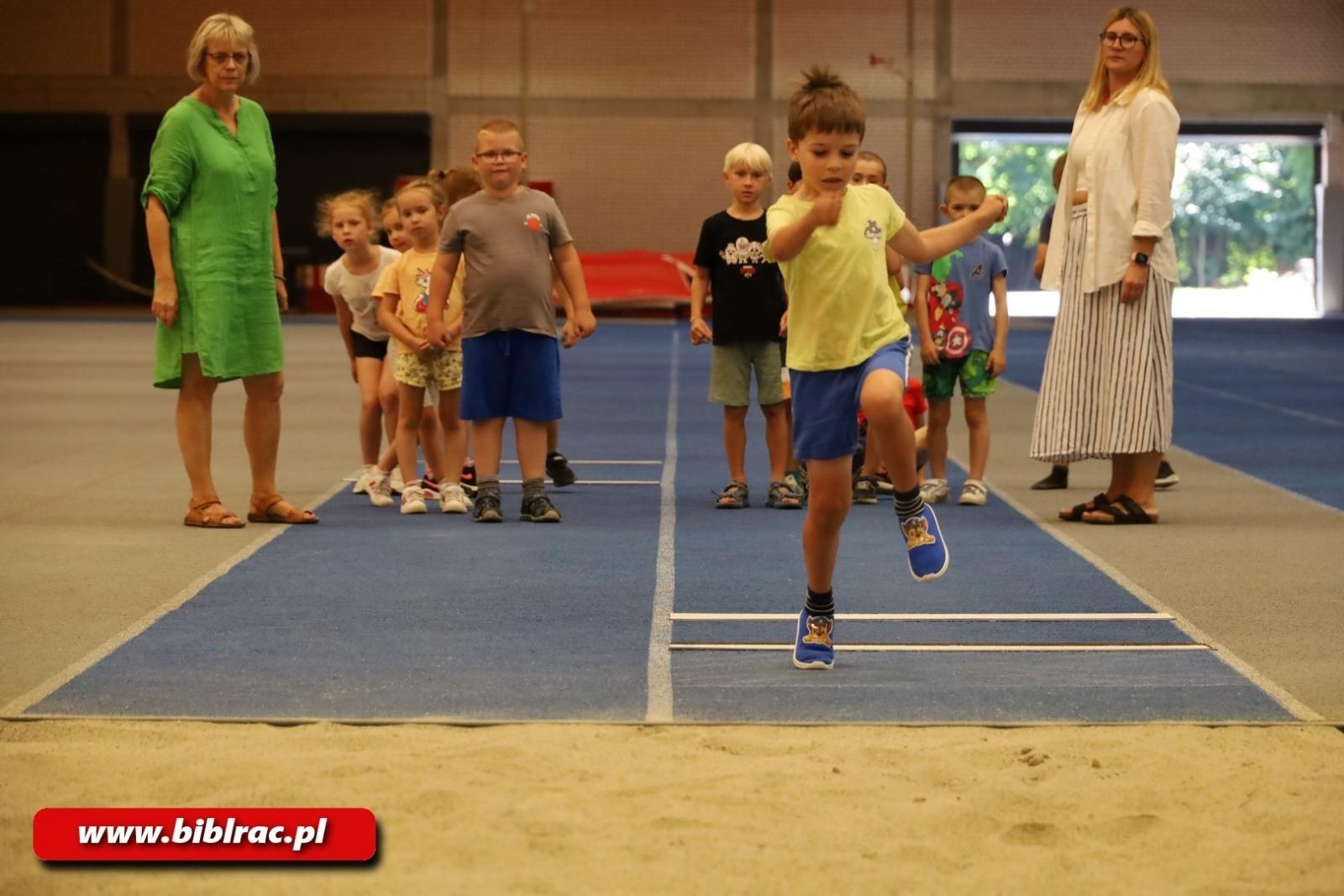 Zdjęcie w galerii na portalu naszraciborz.pl: 32 złote medale dla…raciborskiej biblioteki wiadomości z regionu