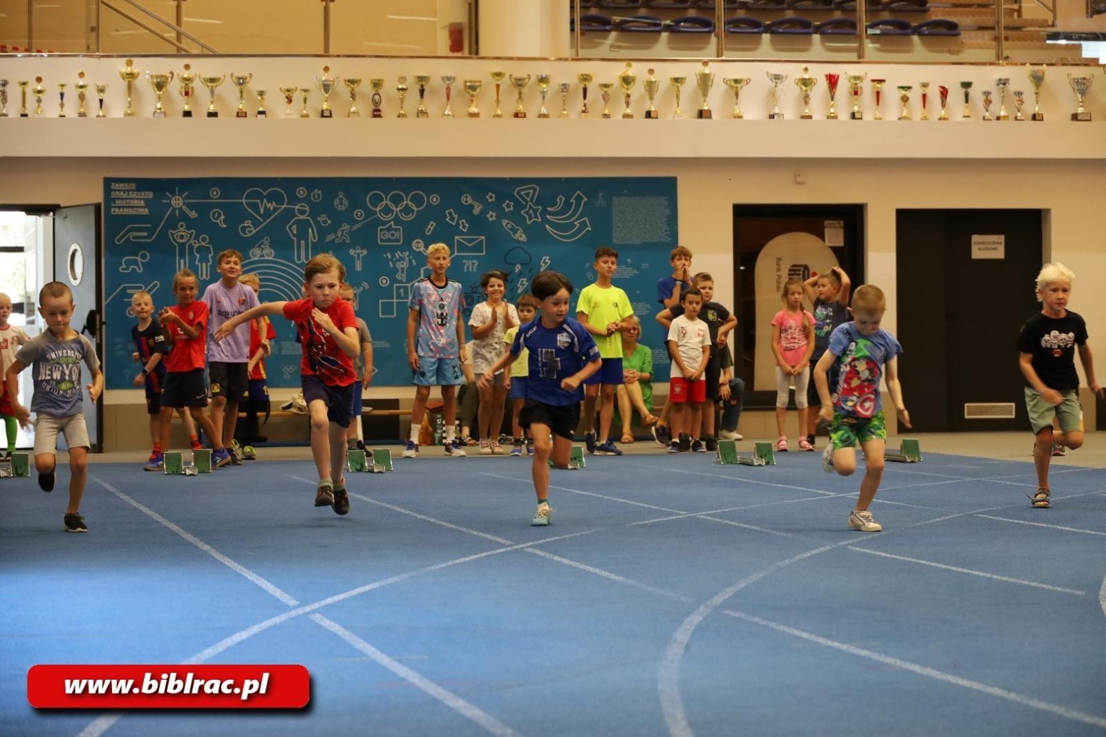 Zdjęcie w galerii na portalu naszraciborz.pl: 32 złote medale dla…raciborskiej biblioteki wiadomości z regionu