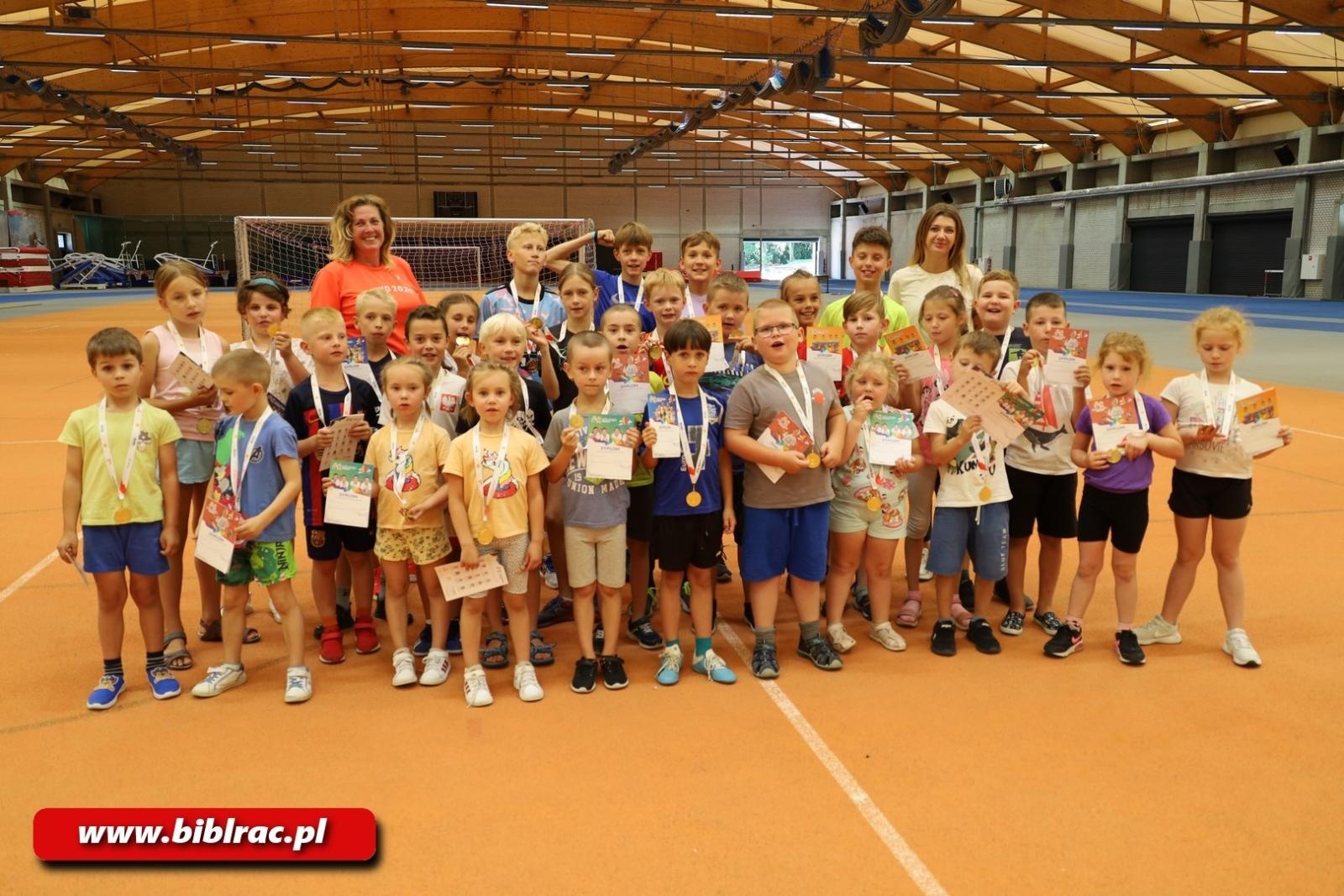 Zdjęcie w galerii na portalu naszraciborz.pl: 32 złote medale dla…raciborskiej biblioteki wiadomości z regionu