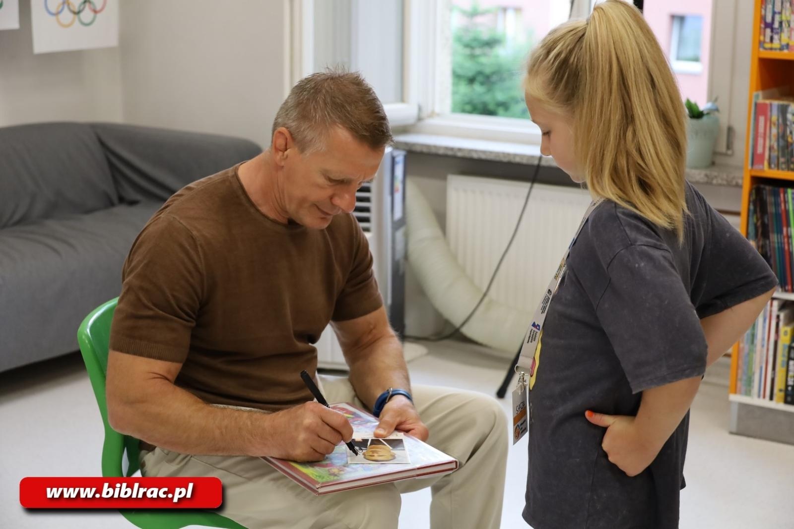 Zdjęcie w galerii na portalu naszraciborz.pl: 32 złote medale dla…raciborskiej biblioteki wiadomości z regionu