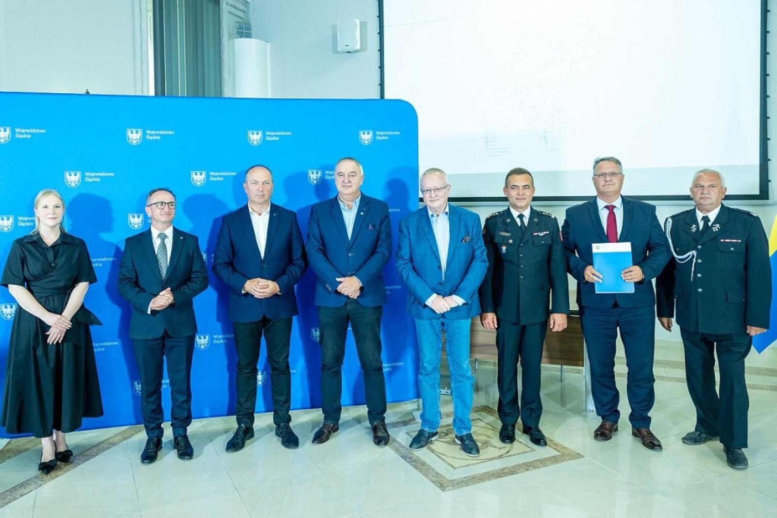 Zdjęcie w galerii na portalu naszraciborz.pl: OSP Żerdziny i Pogrzebień z dotacją wojewódzką wiadomości z regionu