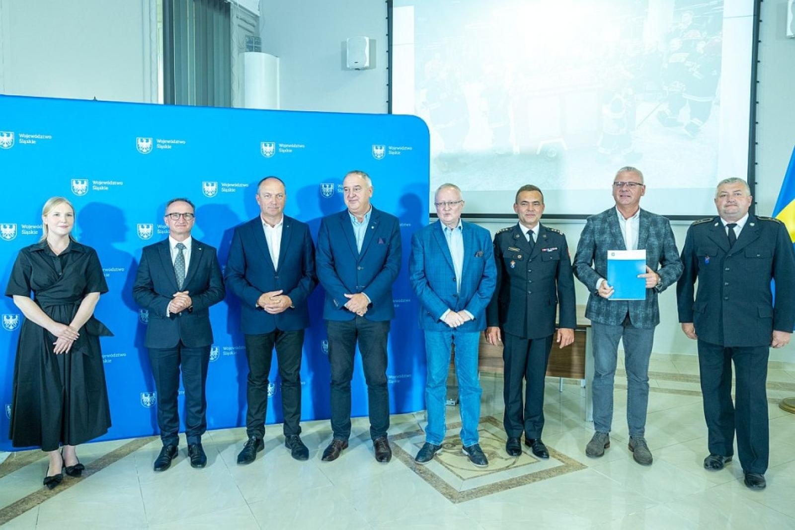 Zdjęcie w galerii na portalu naszraciborz.pl: OSP Żerdziny i Pogrzebień z dotacją wojewódzką wiadomości z regionu