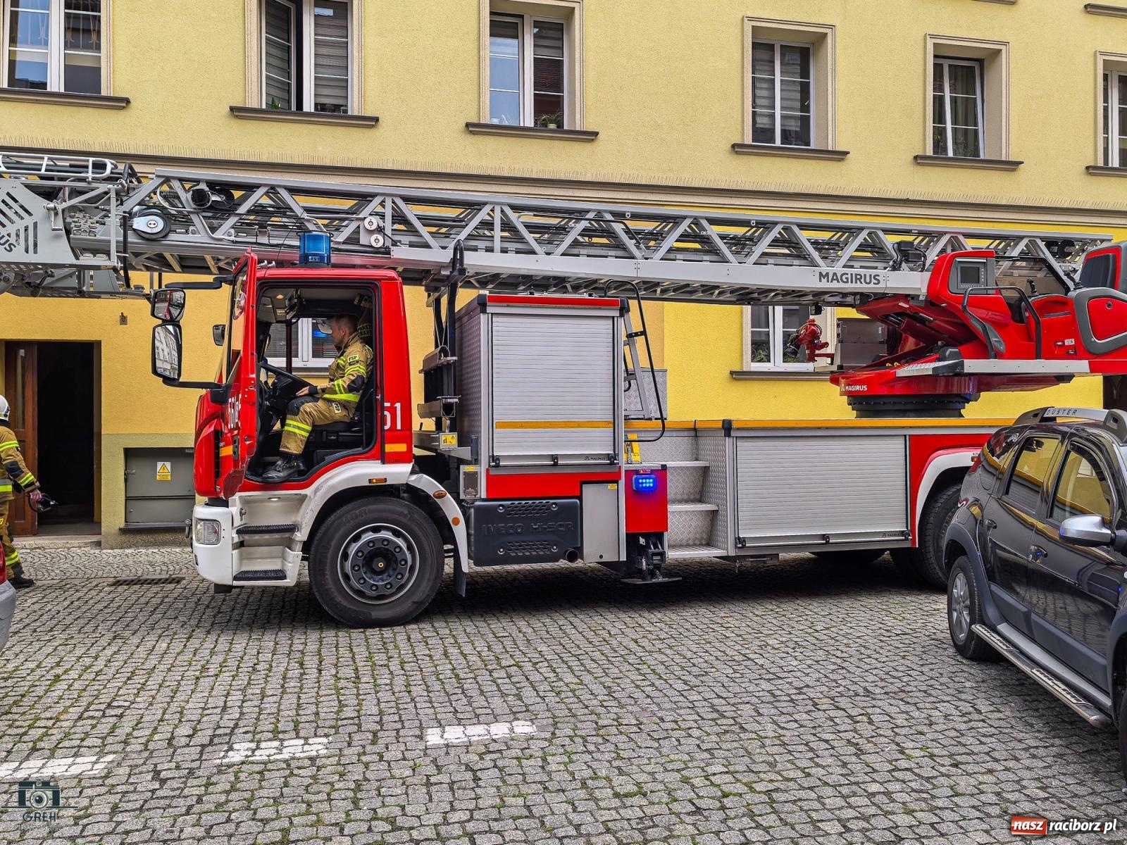 Zdjęcie w galerii na portalu naszraciborz.pl: Strażacka akcja przy Bankowej. Przyczyną zadymienie wiadomości z regionu