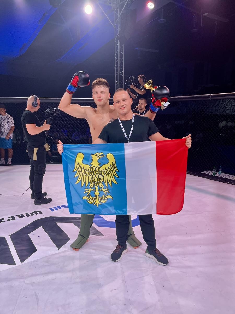 Zdjęcie w galerii na portalu naszraciborz.pl: Oświęcimski Wieczór Walk 2: Bartosz Skibiński triumfuje! wiadomości z regionu