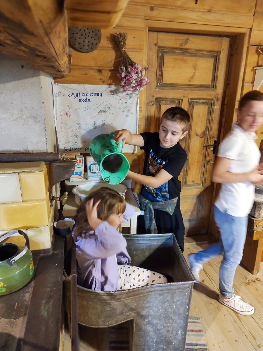 Zdjęcie w galerii na portalu naszraciborz.pl: Chlebowa Chata na zakończenie pierwszego miesiąca wakacji z RCK wiadomości z regionu