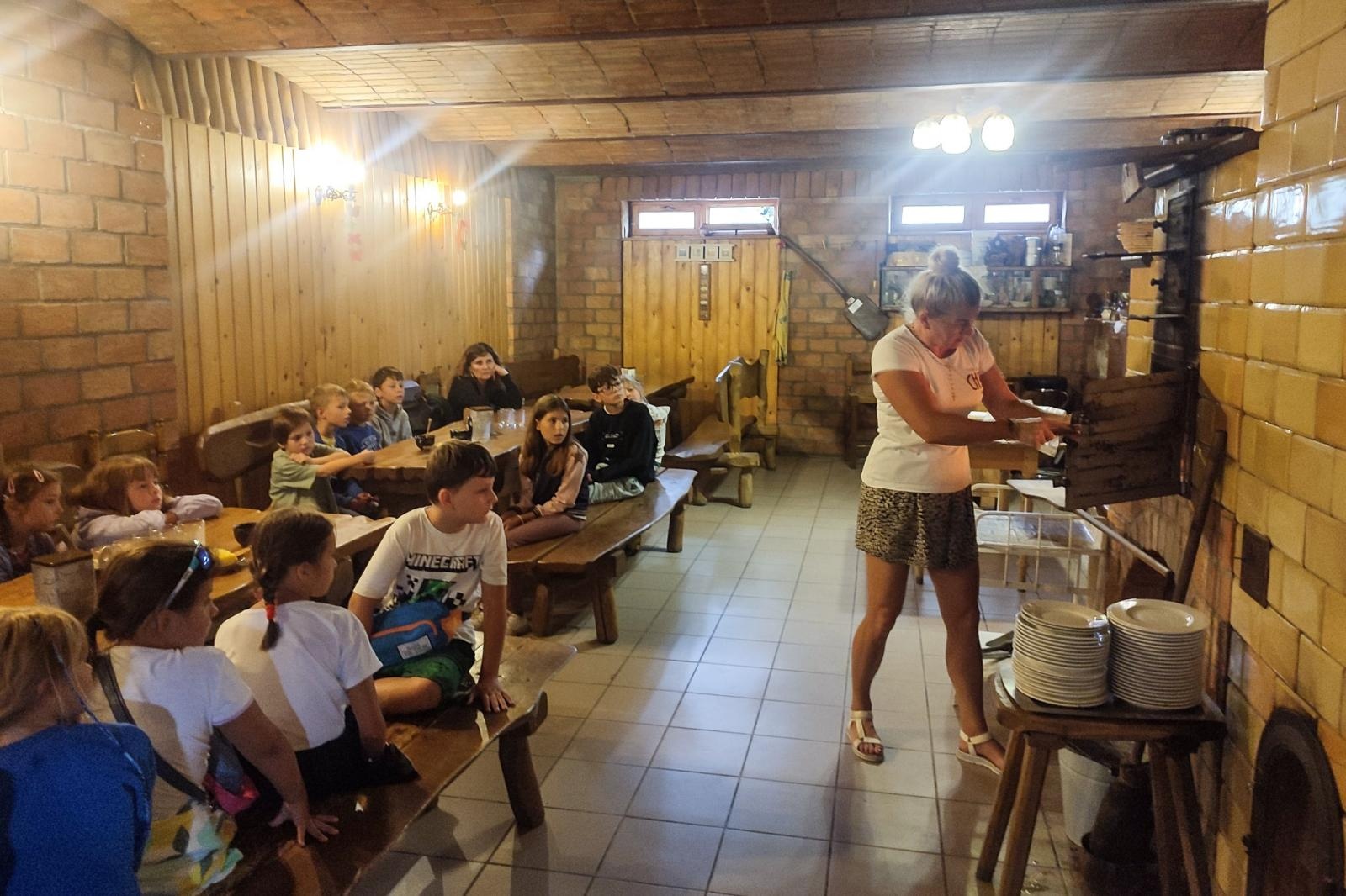 Zdjęcie w galerii na portalu naszraciborz.pl: Chlebowa Chata na zakończenie pierwszego miesiąca wakacji z RCK wiadomości z regionu