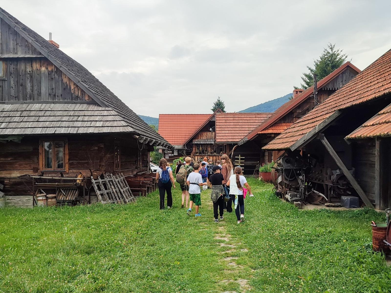Zdjęcie w galerii na portalu naszraciborz.pl: Chlebowa Chata na zakończenie pierwszego miesiąca wakacji z RCK wiadomości z regionu