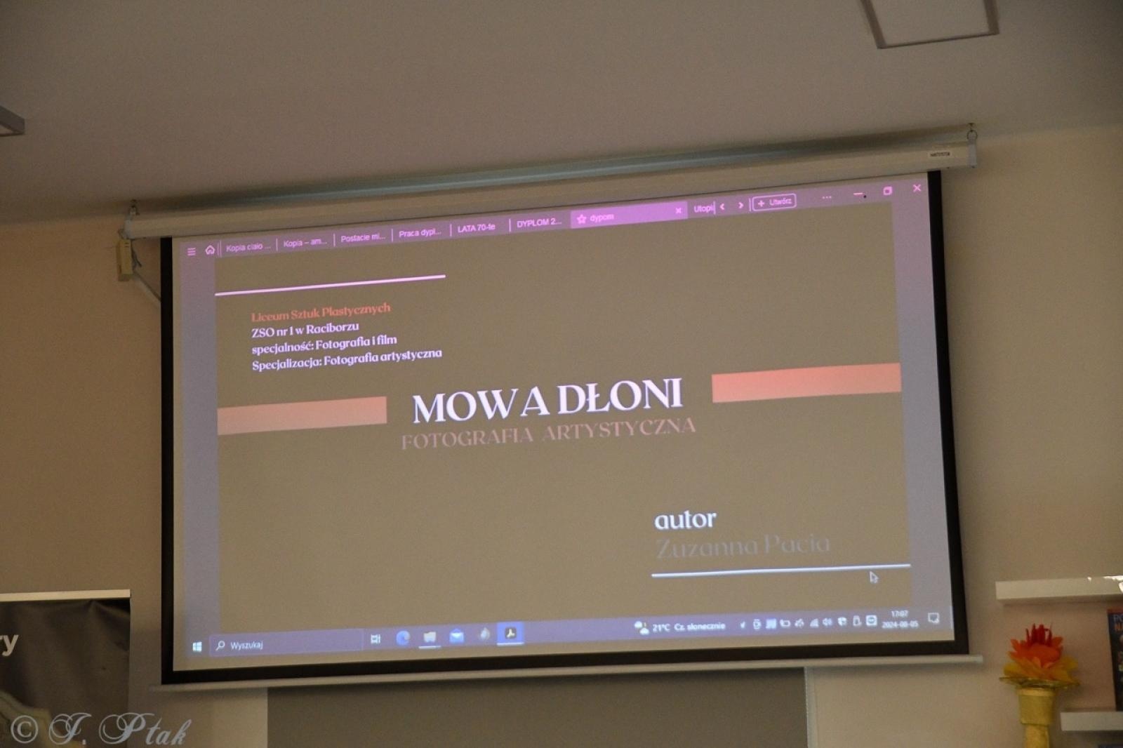 Zdjęcie w galerii na portalu naszraciborz.pl: Dyplomy 2024: fotografia artystyczna. Nowa wystawa w raciborskiej bibliotece wiadomości z regionu