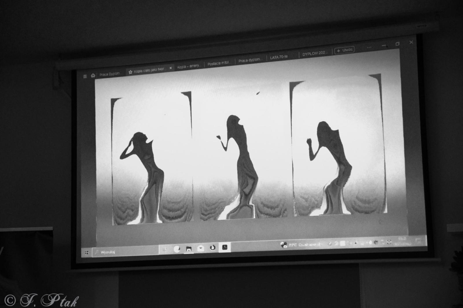 Zdjęcie w galerii na portalu naszraciborz.pl: Dyplomy 2024: fotografia artystyczna. Nowa wystawa w raciborskiej bibliotece wiadomości z regionu