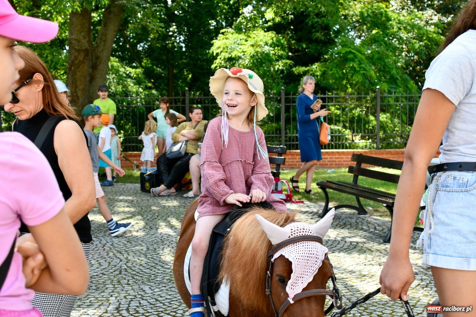 Zdjęcie w galerii na portalu naszraciborz.pl: Zamkowe wakacje w siodle z coraz wyższą frekwencją wiadomości z regionu