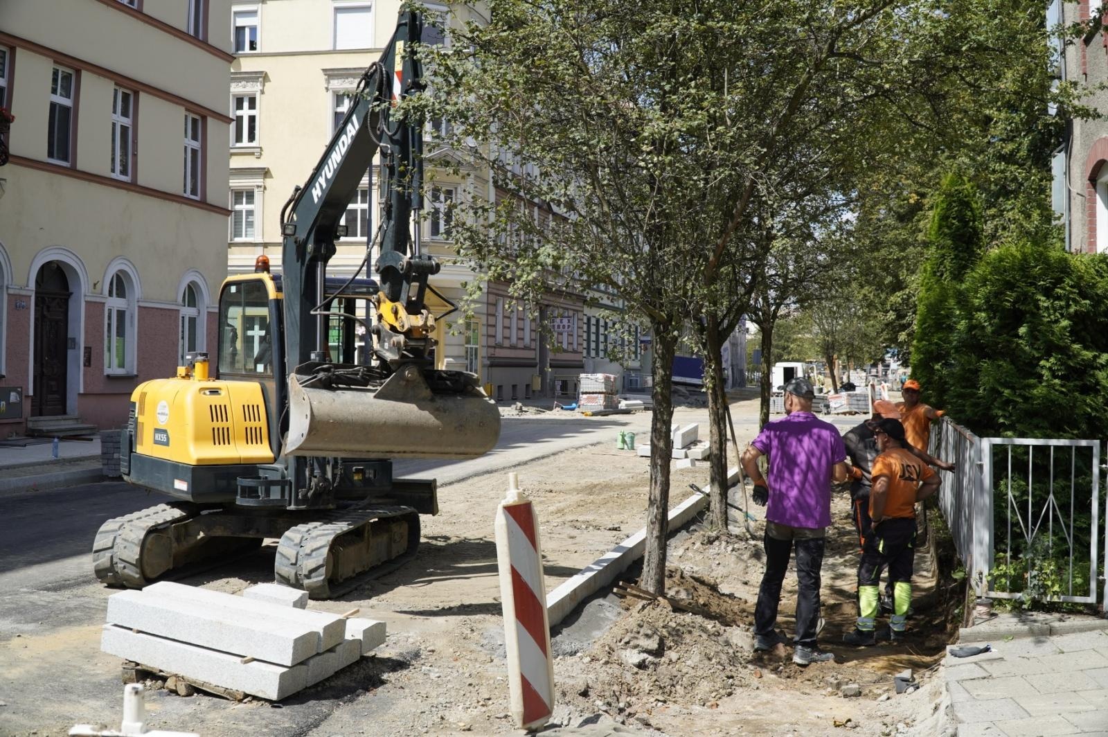 Zdjęcie w galerii na portalu naszraciborz.pl: Przebudowa ulicy Staszica. Finał prac w październiku wiadomości z regionu