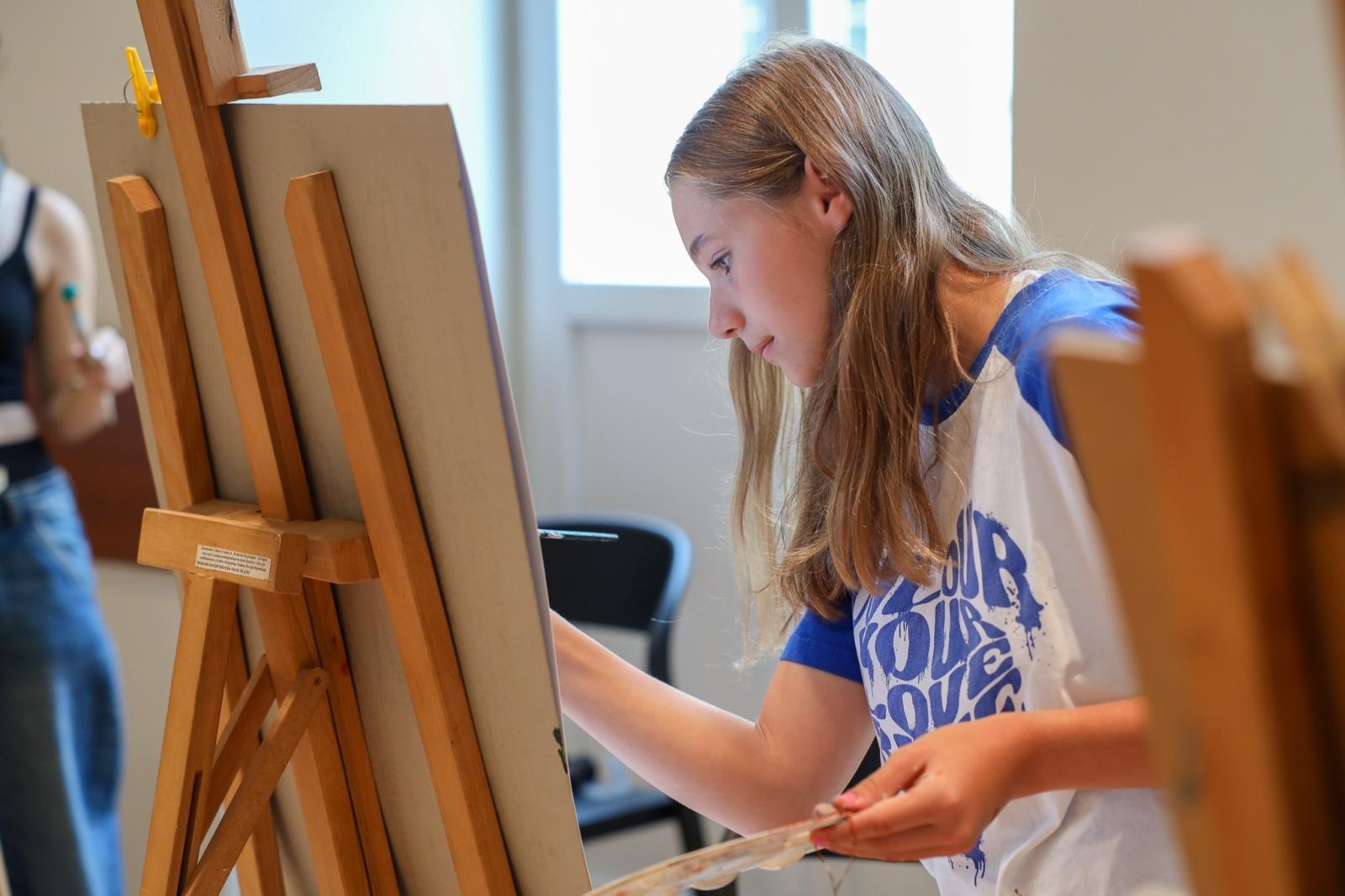 Zdjęcie w galerii na portalu naszraciborz.pl: Letnia pracownia malarstwa w RCK wiadomości z regionu