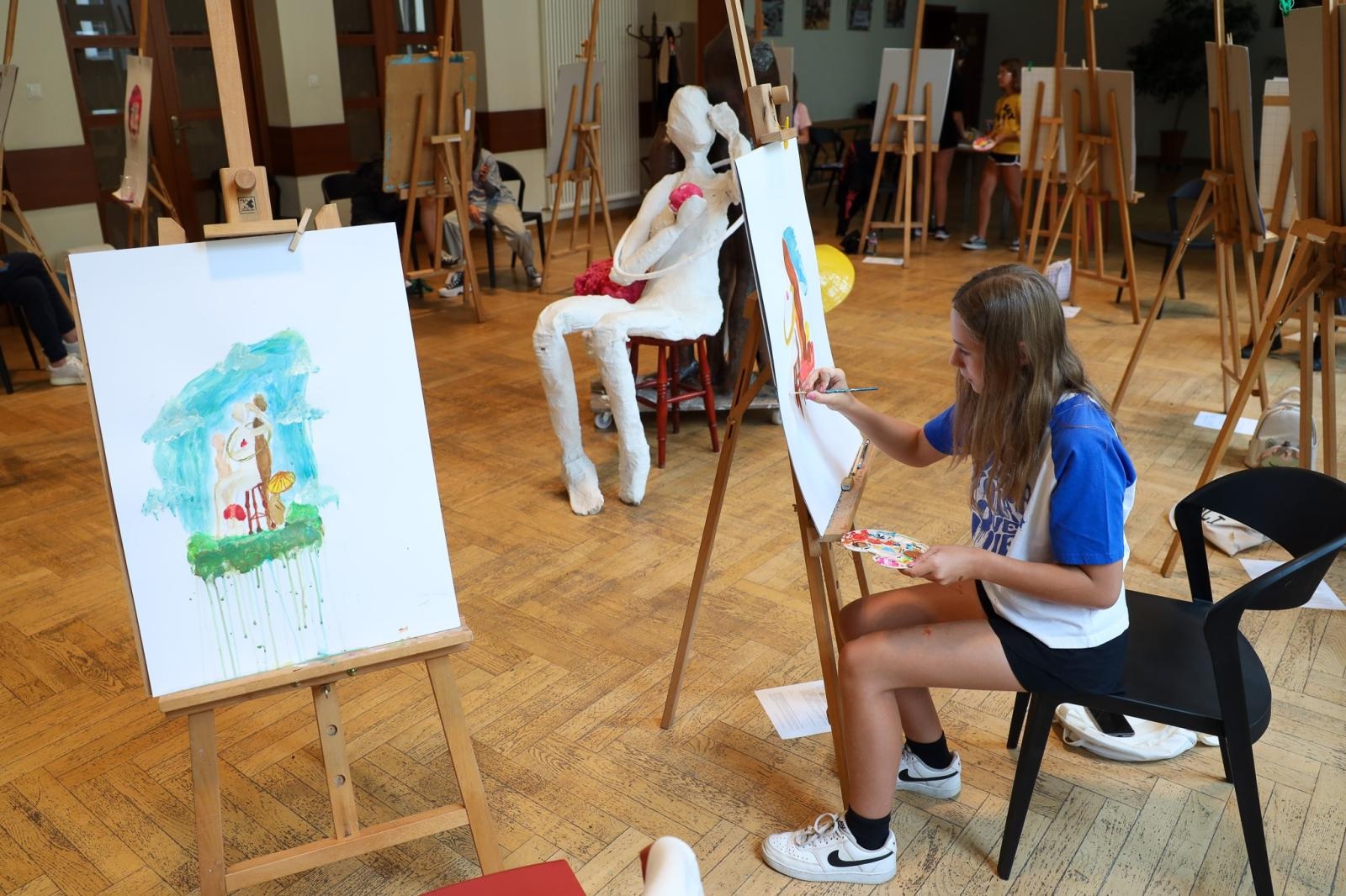 Zdjęcie w galerii na portalu naszraciborz.pl: Letnia pracownia malarstwa w RCK wiadomości z regionu